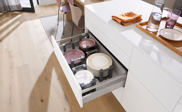 Blum-Tandembox-antaro-tot-30-cm-met-tip-on-en-blumotion-(greeploos)